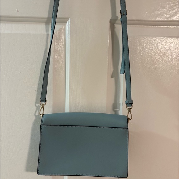 Kate Spade Light Blue Crossbody Bag with Gold Chain - Picture 4 of 4